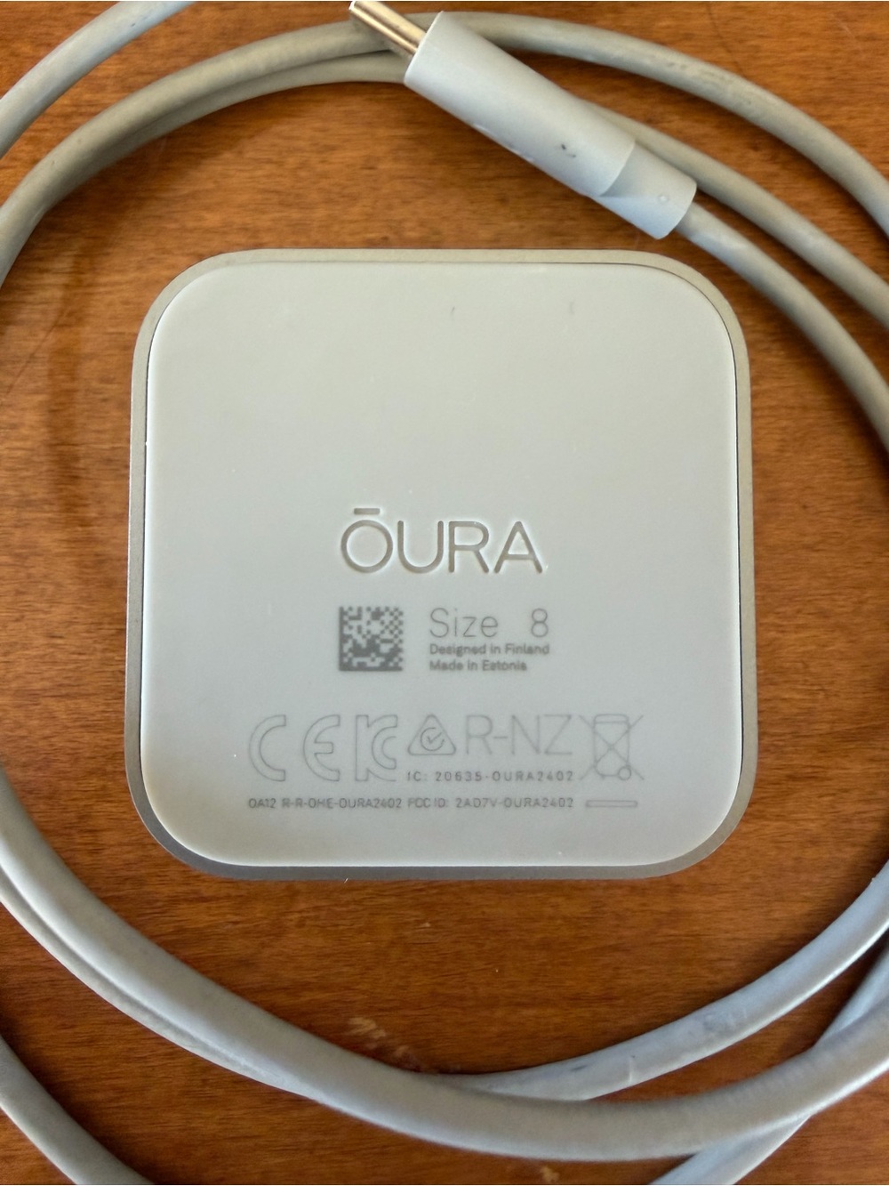 Oura Ring Gen 4 Charging Dock Size 8 + USB-C Cable - Picture 2 of 2